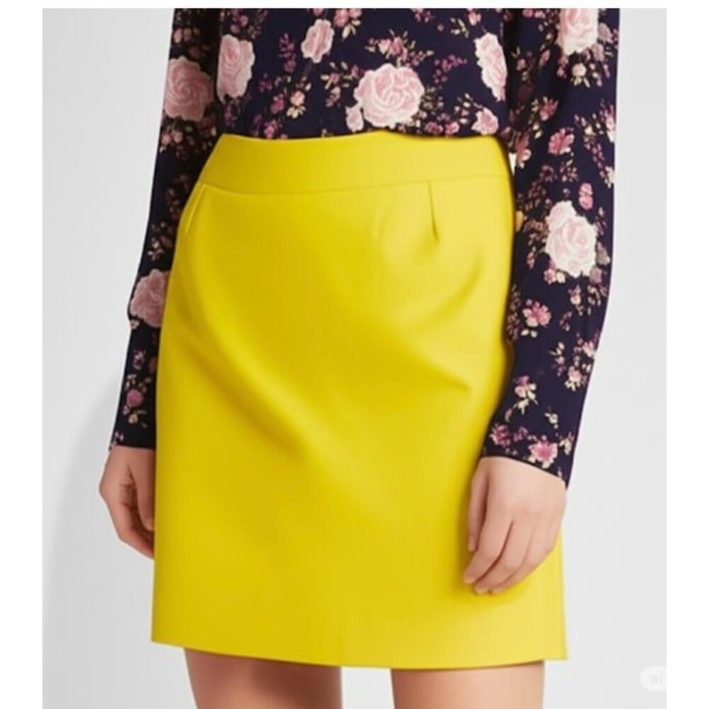 Merona Pencil Skirt Yellow Pockets Lined Slit Zipper Women's Size 8 Office